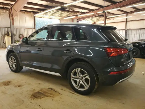 WA1ANAFY7J2021565 2018 AUDI Q5 - Image 2