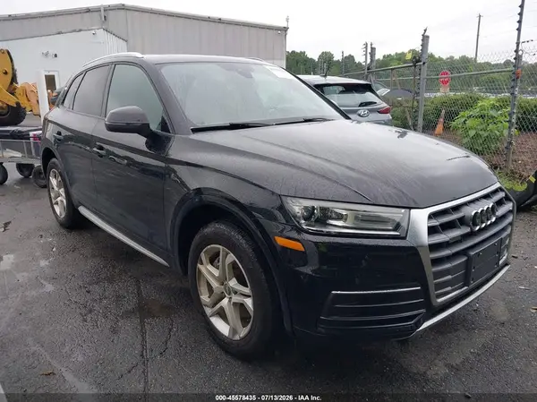 WA1ANAFY7J2023381 2018 AUDI Q5 - Image 1