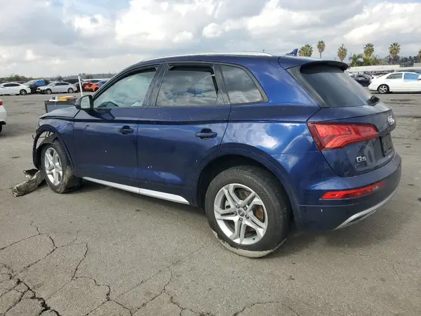 WA1ANAFY7J2044215 2018 AUDI Q5 - Image 2