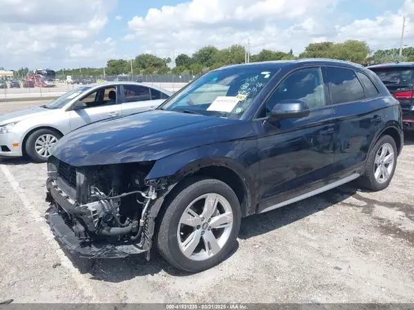 WA1ANAFY7J2087419 2018 AUDI Q5 - Image 2