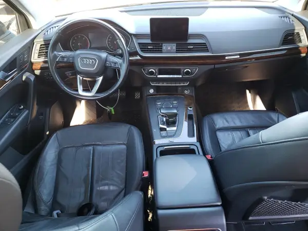 WA1ANAFY7J2094015 2018 AUDI Q5 - Image 8