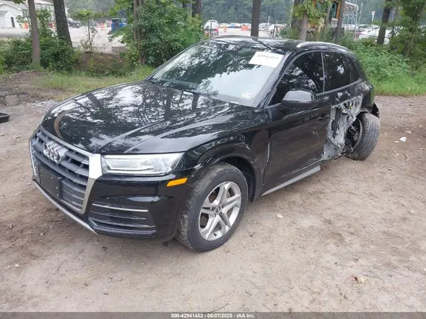 WA1ANAFY7J2124386 2018 AUDI Q5 - Image 2