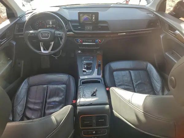 WA1ANAFY7J2127661 2018 AUDI Q5 - Image 8