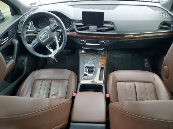 WA1ANAFY7J2131015 2018 AUDI Q5 - Image 8