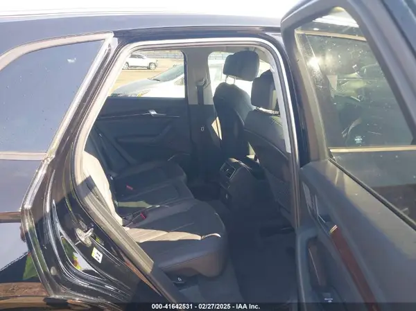 WA1ANAFY7J2143407 2018 AUDI Q5 - Image 8
