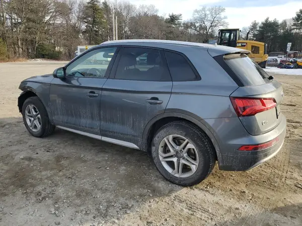 WA1ANAFY7J2178934 2018 AUDI Q5 - Image 2