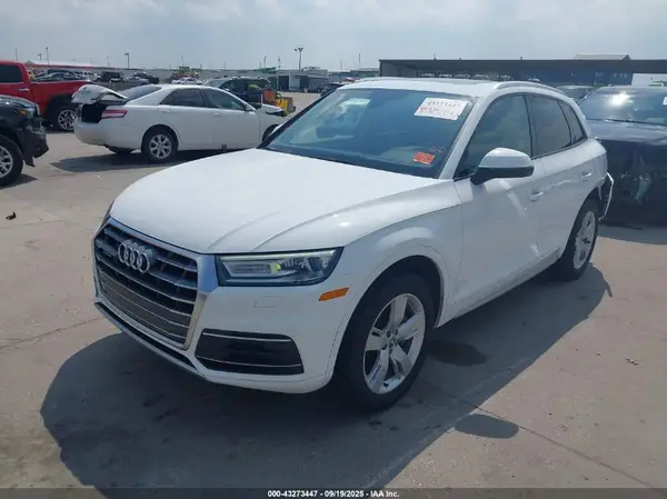 WA1ANAFY7J2242938 2018 AUDI Q5 - Image 2