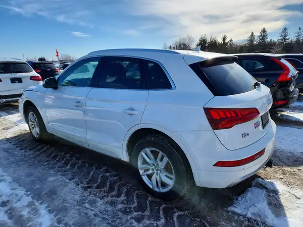 WA1ANAFY7K2032423 2019 AUDI Q5 - Image 2