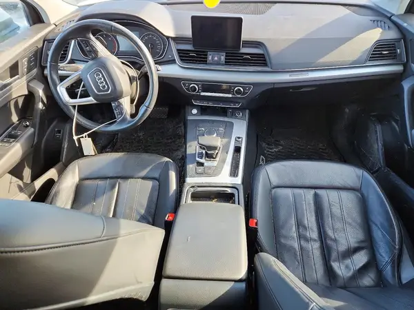 WA1ANAFY7K2032423 2019 AUDI Q5 - Image 8
