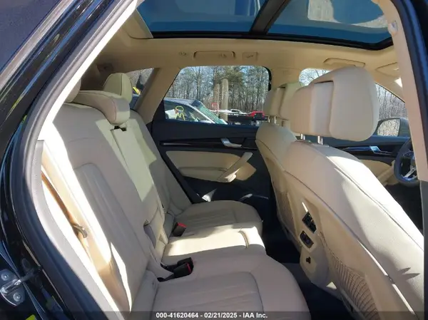 WA1ANAFY7K2043454 2019 AUDI Q5 - Image 8