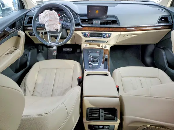 WA1ANAFY7K2046838 2019 AUDI Q5 - Image 8
