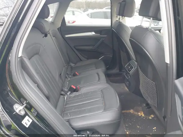 WA1ANAFY7K2065244 2019 AUDI Q5 - Image 8