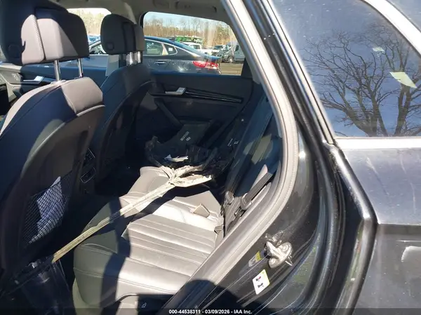 WA1ANAFY7K2066460 2019 AUDI Q5 - Image 8