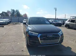 WA1ANAFY7K2077328 2019 AUDI Q5