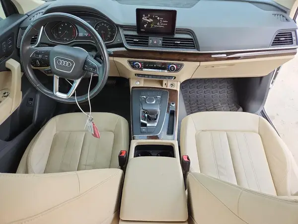 WA1ANAFY7K2079886 2019 AUDI Q5 - Image 8