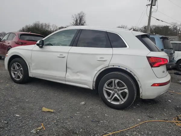 WA1ANAFY7K2080469 2019 AUDI Q5 - Image 2