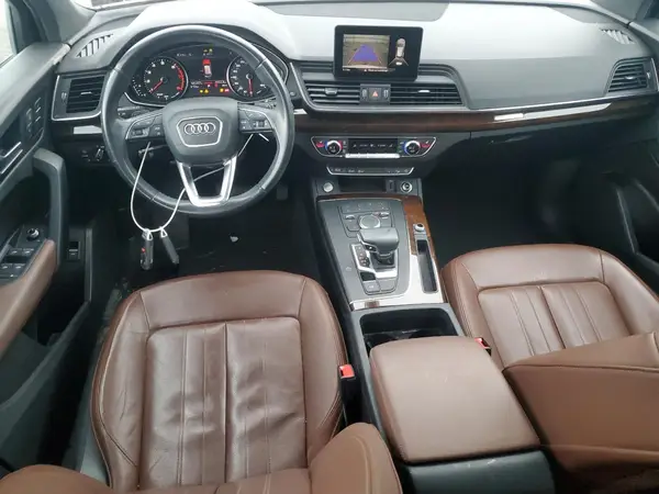 WA1ANAFY7K2080469 2019 AUDI Q5 - Image 8