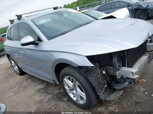 WA1ANAFY7K2081072 2019 AUDI Q5 - Image 1