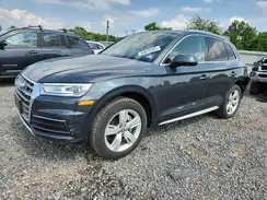 WA1ANAFY7K2085140 2019 AUDI Q5