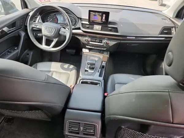 WA1ANAFY7K2085140 2019 AUDI Q5 - Image 8