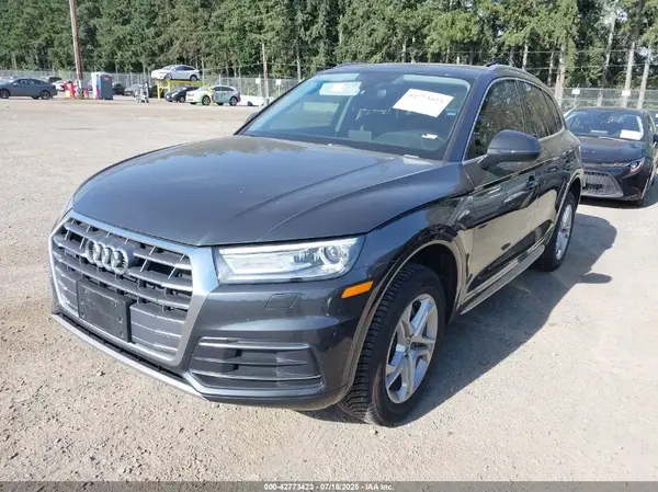 WA1ANAFY7K2094193 2019 AUDI Q5 - Image 2
