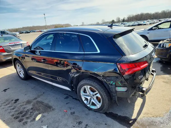 WA1ANAFY7K2103118 2019 AUDI Q5 - Image 2
