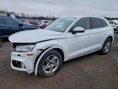 WA1ANAFY7K2104043 2019 AUDI Q5