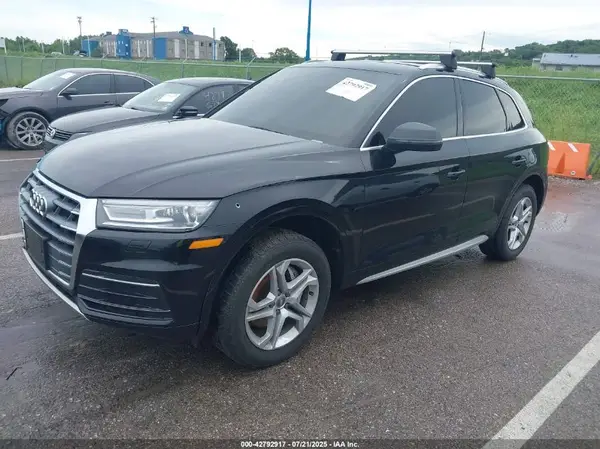 WA1ANAFY7K2121019 2019 AUDI Q5 - Image 2