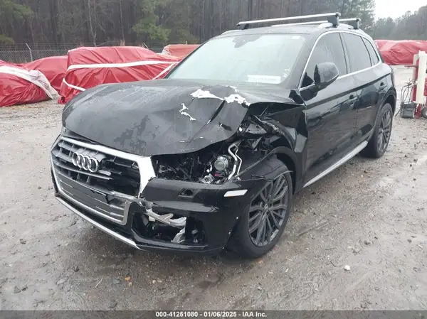 WA1ANAFY7K2124244 2019 AUDI Q5 - Image 2