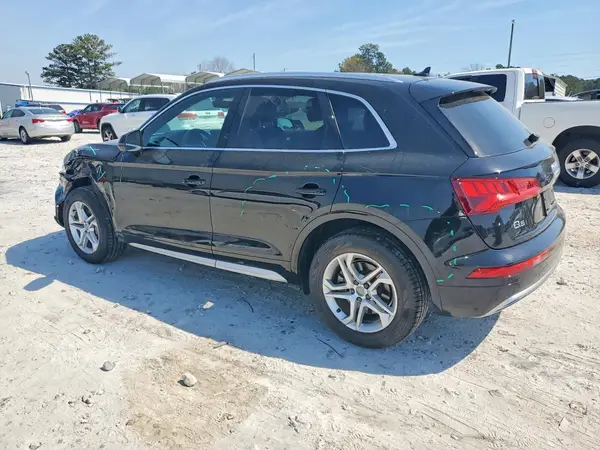WA1ANAFY7K2141898 2019 AUDI Q5 - Image 2