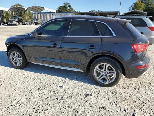 WA1ANAFY7K2142680 2019 AUDI Q5 - Image 2