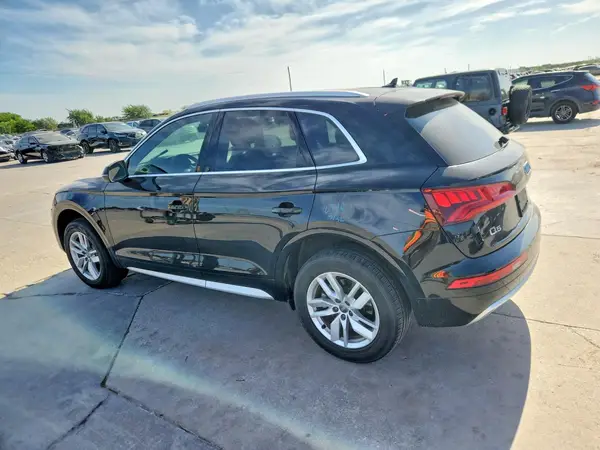 WA1ANAFY7L2009743 2020 AUDI Q5 - Image 2