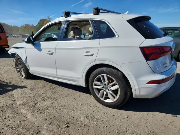 WA1ANAFY7L2027532 2020 AUDI Q5 - Image 2