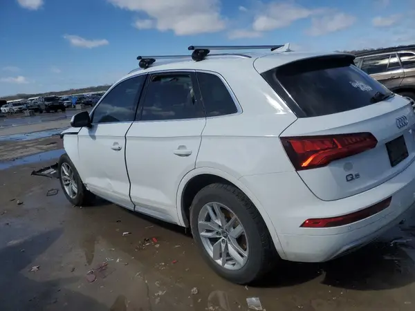 WA1ANAFY7L2054956 2020 AUDI Q5 - Image 2