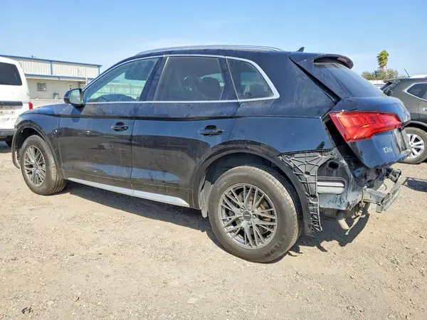 WA1ANAFY7L2058683 2020 AUDI Q5 - Image 2