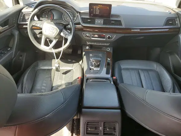 WA1ANAFY7L2058683 2020 AUDI Q5 - Image 8