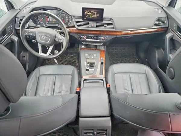 WA1ANAFY7L2068193 2020 AUDI Q5 - Image 8