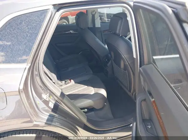 WA1ANAFY7L2079002 2020 AUDI Q5 - Image 8