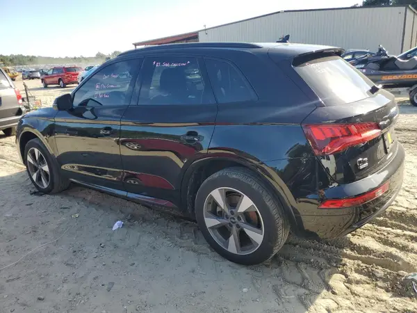 WA1ANAFY7L2105856 2020 AUDI Q5 - Image 2