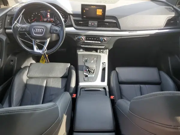 WA1ANAFY7L2105856 2020 AUDI Q5 - Image 8