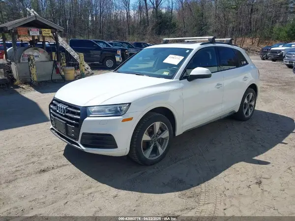 WA1ANAFY7L2111477 2020 AUDI Q5 - Image 2