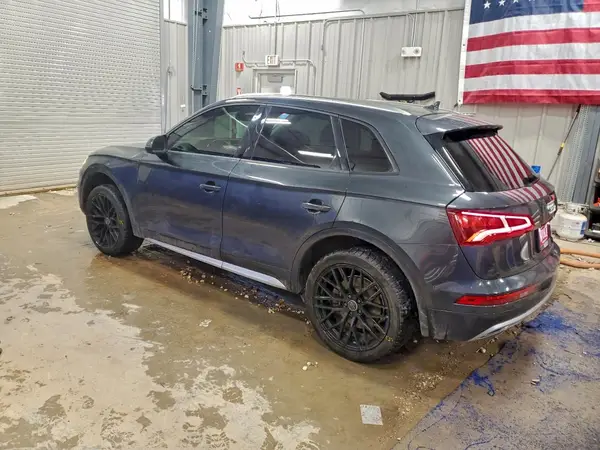 WA1ANAFY8J2001034 2018 AUDI Q5 - Image 2