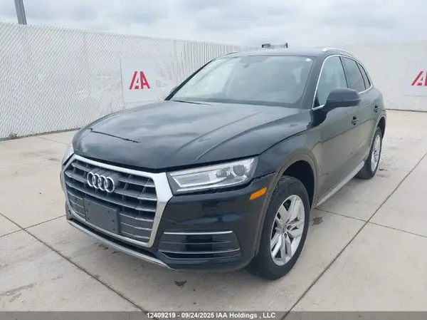 WA1ANAFY8J2002202 2018 AUDI Q5 - Image 2
