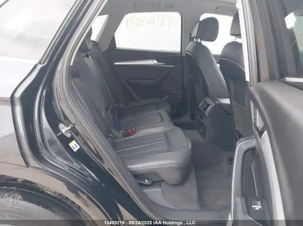 WA1ANAFY8J2002202 2018 AUDI Q5 - Image 8
