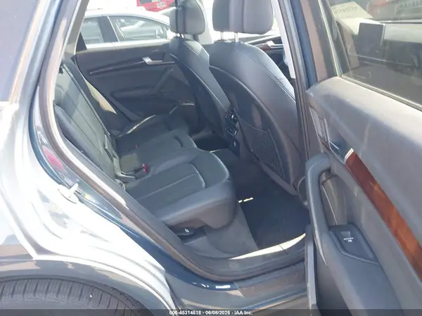 WA1ANAFY8J2010123 2018 AUDI Q5 - Image 8