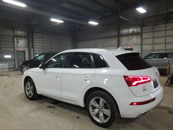 WA1ANAFY8J2017363 2018 AUDI Q5 - Image 2