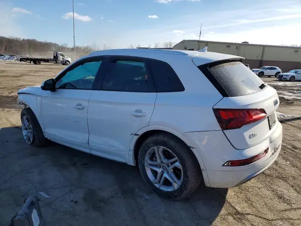WA1ANAFY8J2021266 2018 AUDI Q5 - Image 2