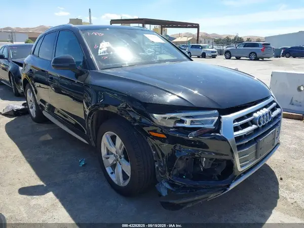 WA1ANAFY8J2024698 2018 AUDI Q5 - Image 1