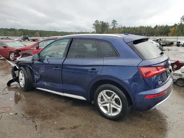 WA1ANAFY8J2064988 2018 AUDI Q5 - Image 2