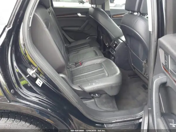 WA1ANAFY8J2115244 2018 AUDI Q5 - Image 8